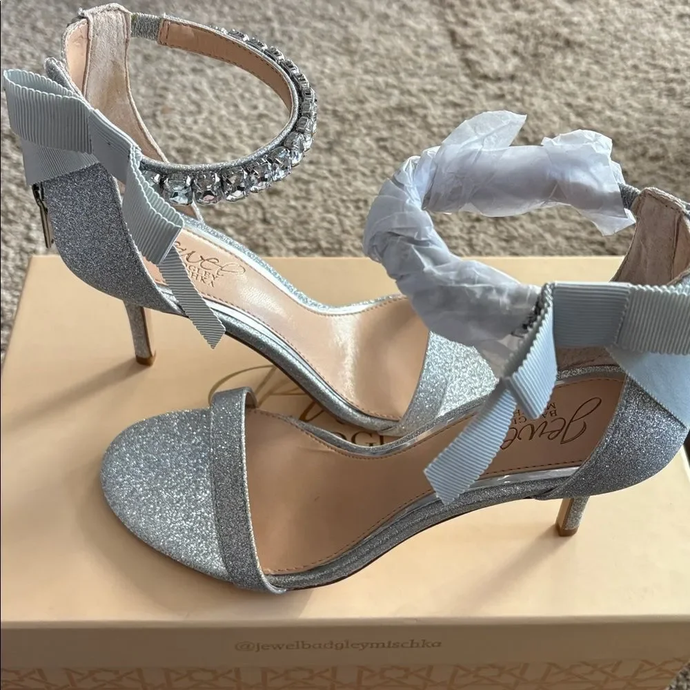 NIB Jewel Badgley Mischka 
